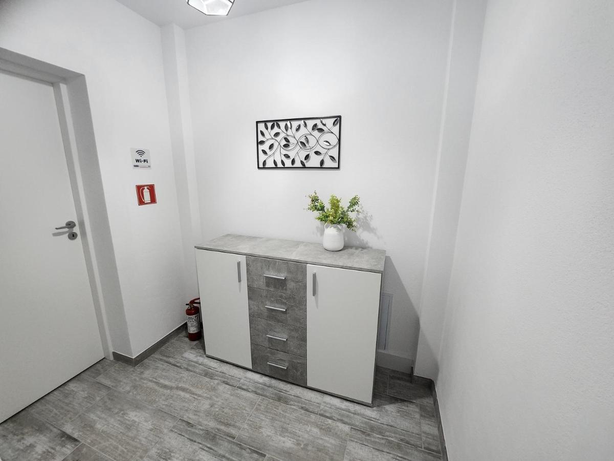 Armina'S Residence 2 Dumbravita  외부 사진