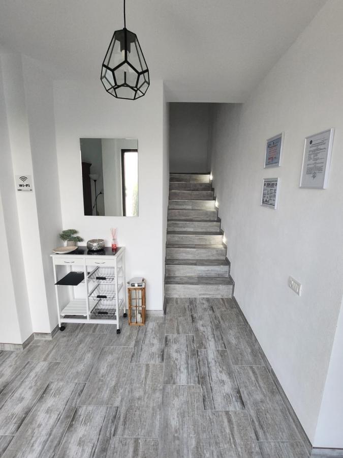 Armina'S Residence 2 Dumbravita  외부 사진